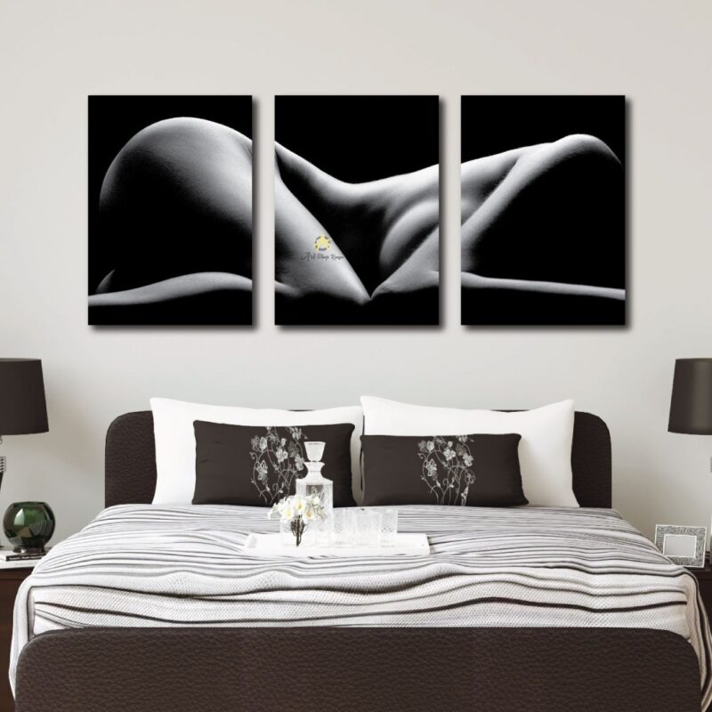 Bedroom black and white set.